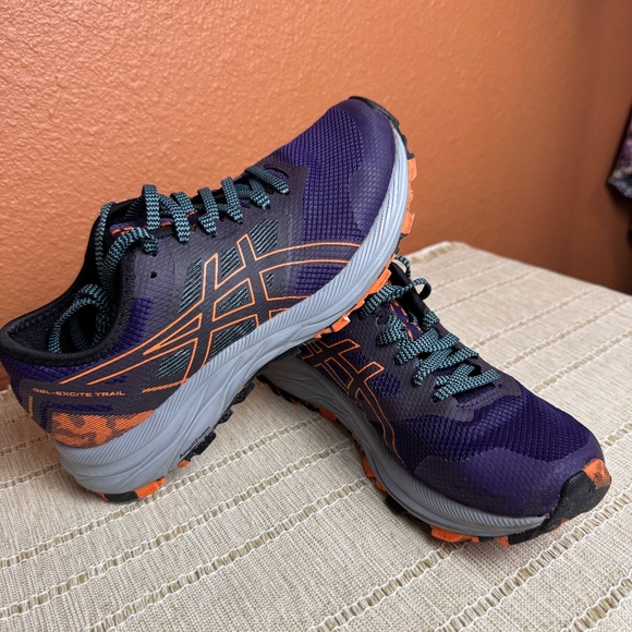 Asics Gel-Excite Trail shoes - Picture 1 of 11